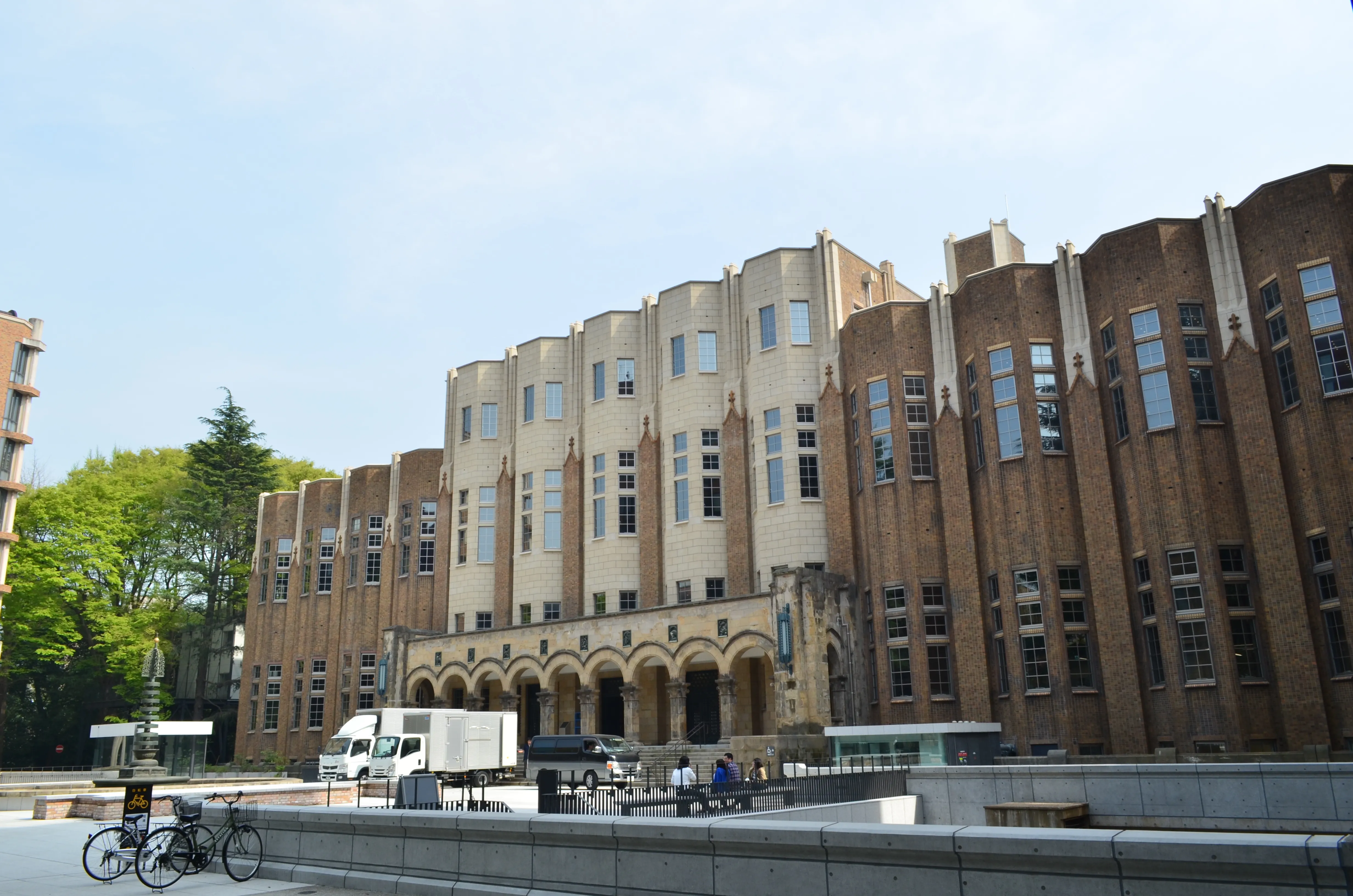 東京大学図書館